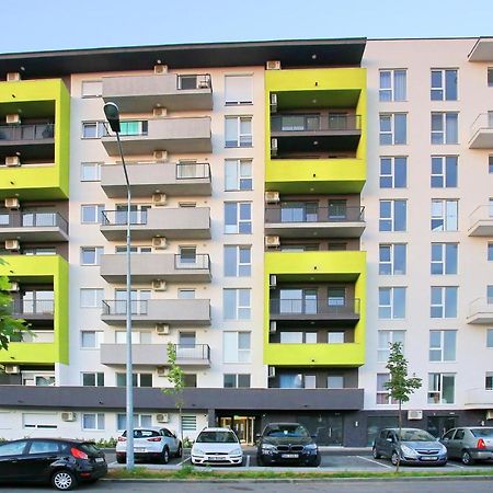 Apartament Prima Nufarul Ralu Oradea Exteriör bild