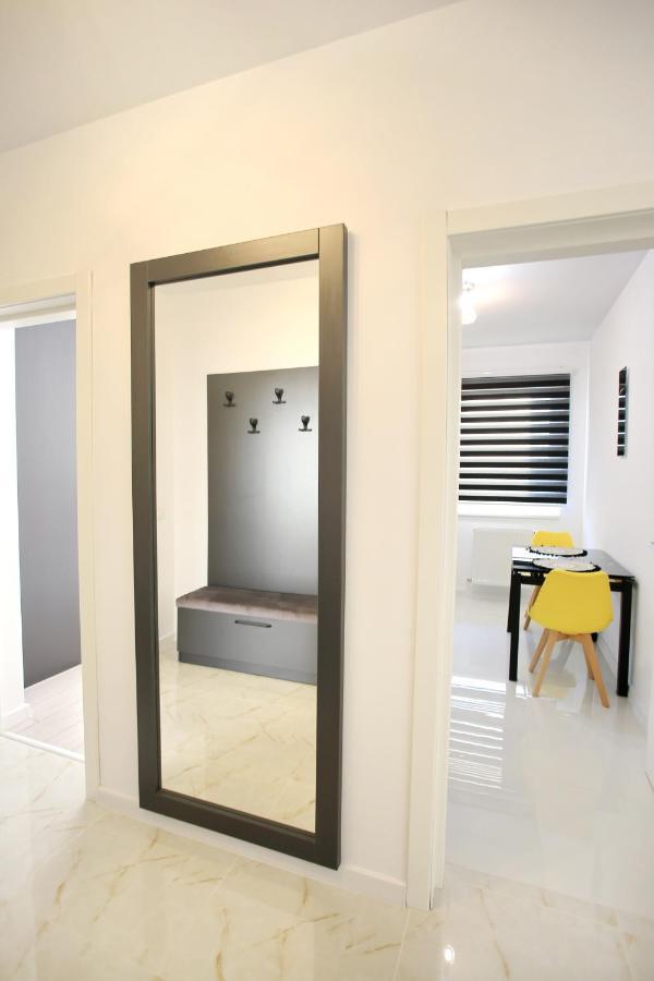 Apartament Prima Nufarul Ralu Oradea Exteriör bild